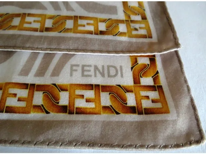 algodón cuadrado fendi Beige 