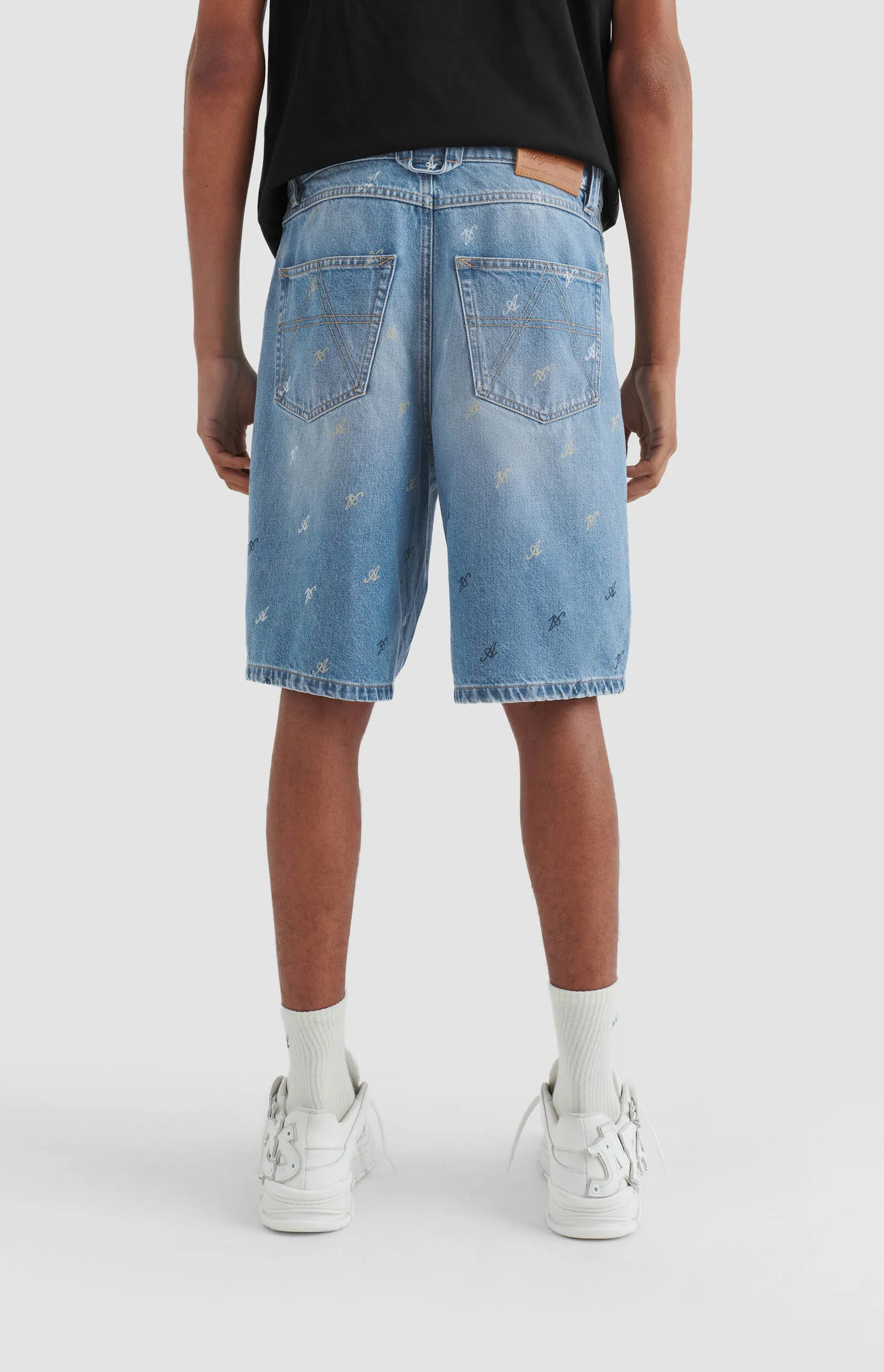 AXEL ARIGATO Miles Shorts