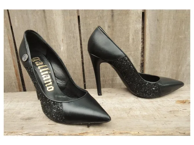 Bombas de brillo galliano Negro 