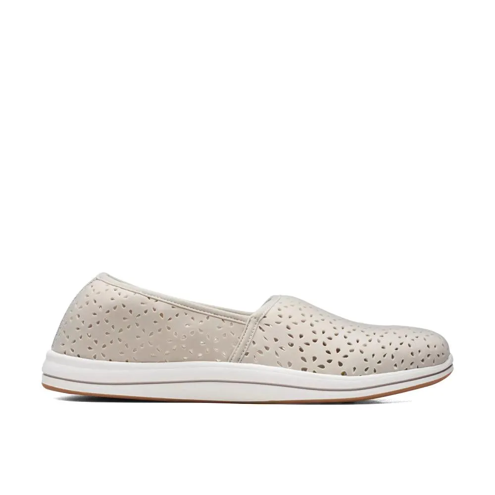 CLARKS Breeze Emily