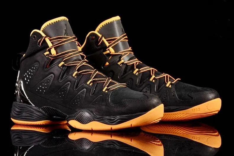 Jordan Melo M10 "Playoffs Pack" (013/negro/mango)