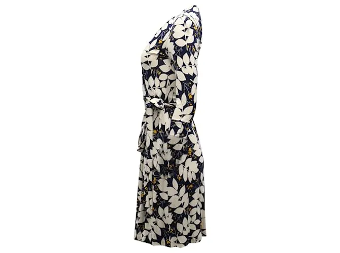 Vestido cruzado floral vintage en seda azul marino de Diane Von Furstenberg 